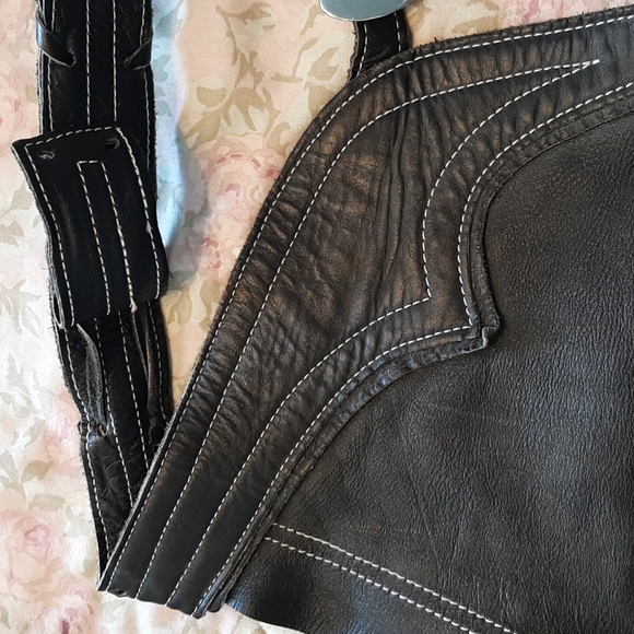 COPY - Lightweight Leather Chaps Unisex - Picture 4 of 15